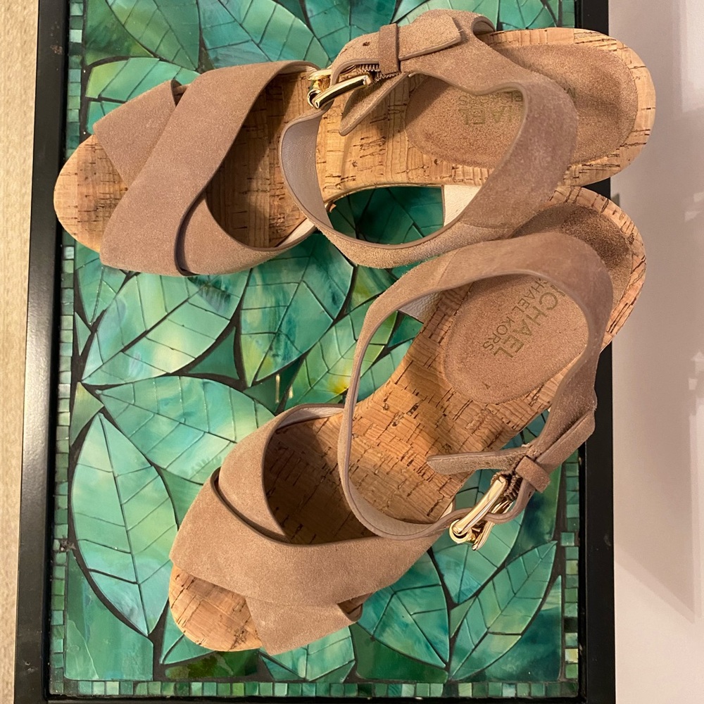 Michael Kors platform sandals - Picture 4 of 6